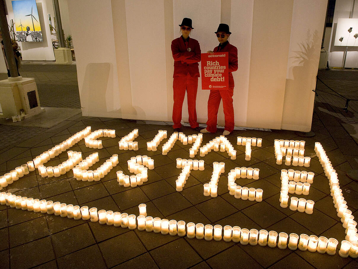 Protest für Klimagerechtigkeit beim Klimaforum in Kopenhagen © WWF / Richard Stonehouse