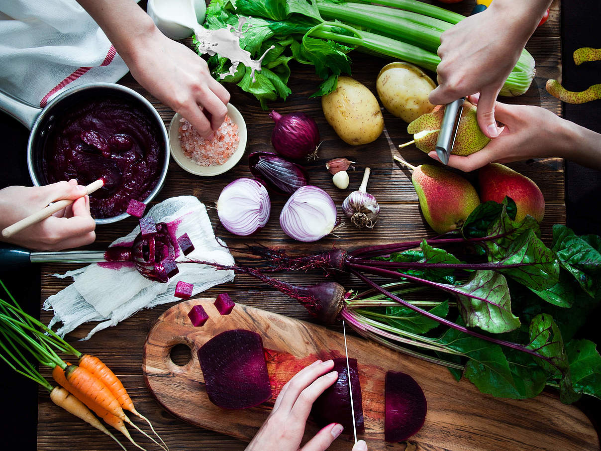 Vegetarische Ernährung ist abwechslungsreich © letterberry / iStock / GettyImages