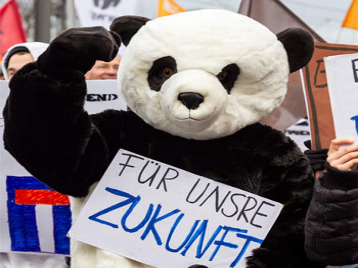 Demo für Klimaschutz ©Mira Unkelbach WWF 